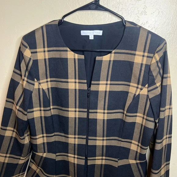 Plaid Tan Preston New York Women's Blazer Jacket - Picture 4 of 5